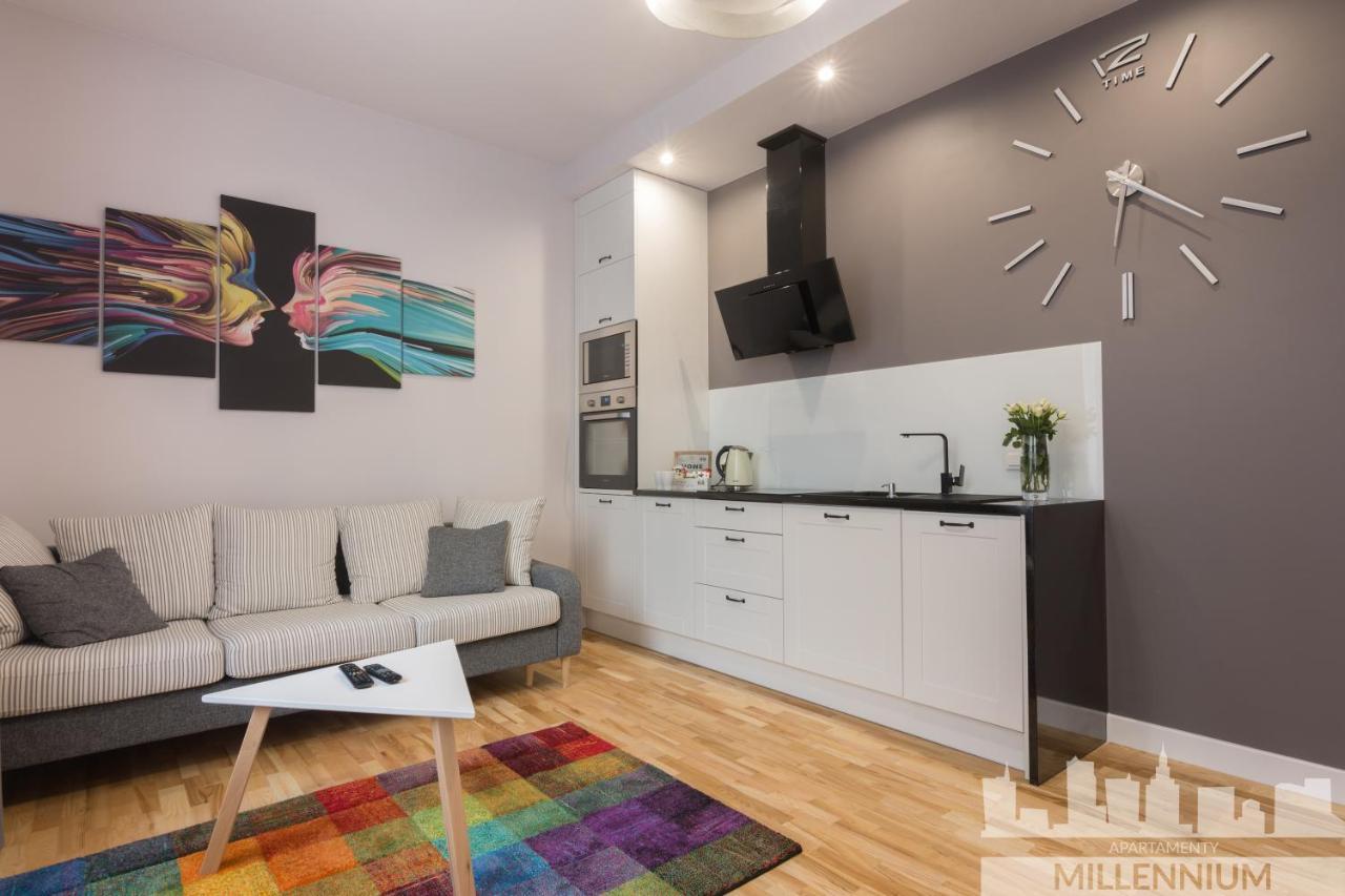 Millennium Awangarda Grey Apartment Varşovia Exterior foto