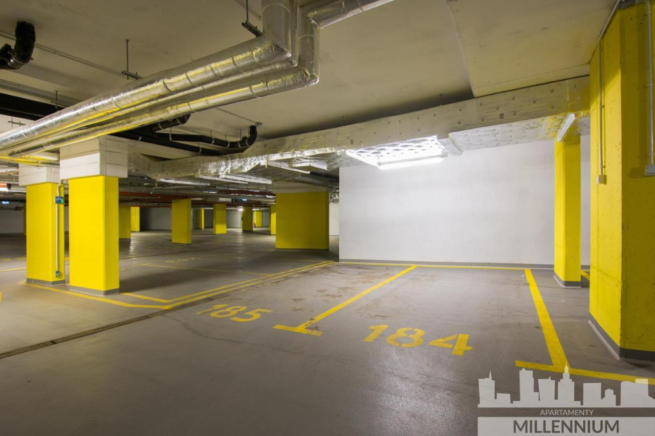 Millennium Awangarda Grey Apartment Varşovia Exterior foto