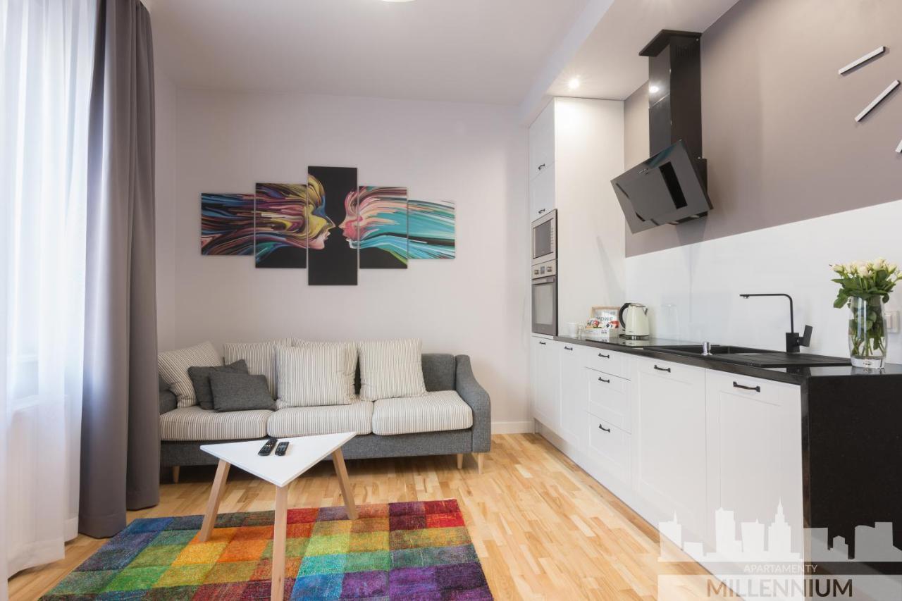 Millennium Awangarda Grey Apartment Varşovia Exterior foto