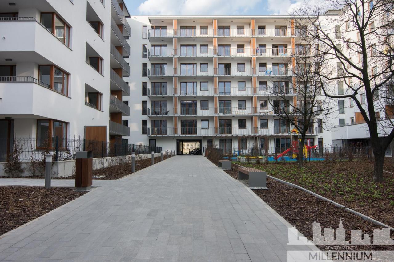 Millennium Awangarda Grey Apartment Varşovia Exterior foto